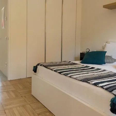 Apartment Dante By Solutions